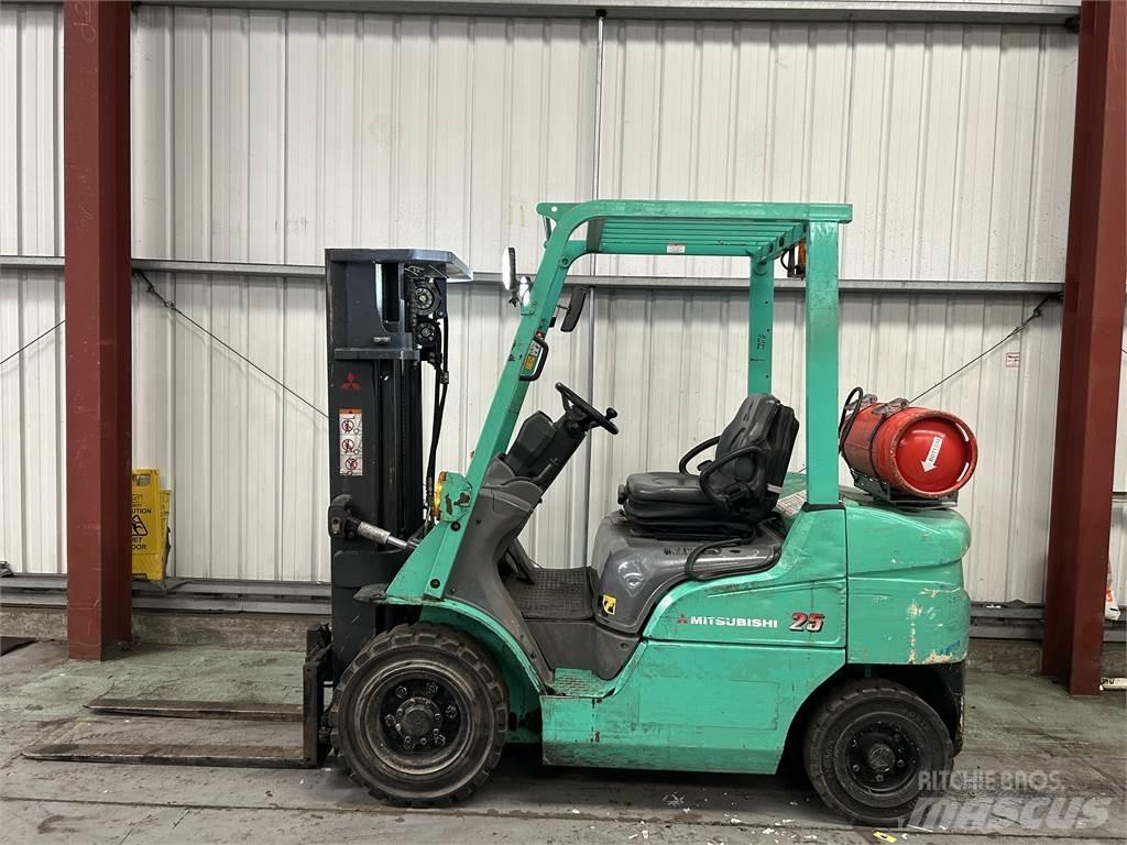 Mitsubishi FG25NT Carrelli elevatori GPL