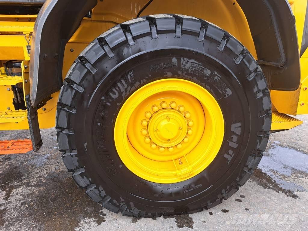 Volvo L 90 H Pale gommate