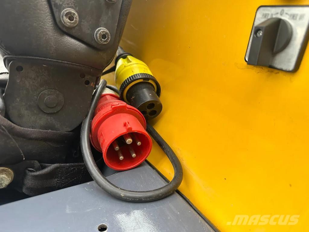 Eurotrac W11-E Pale gommate