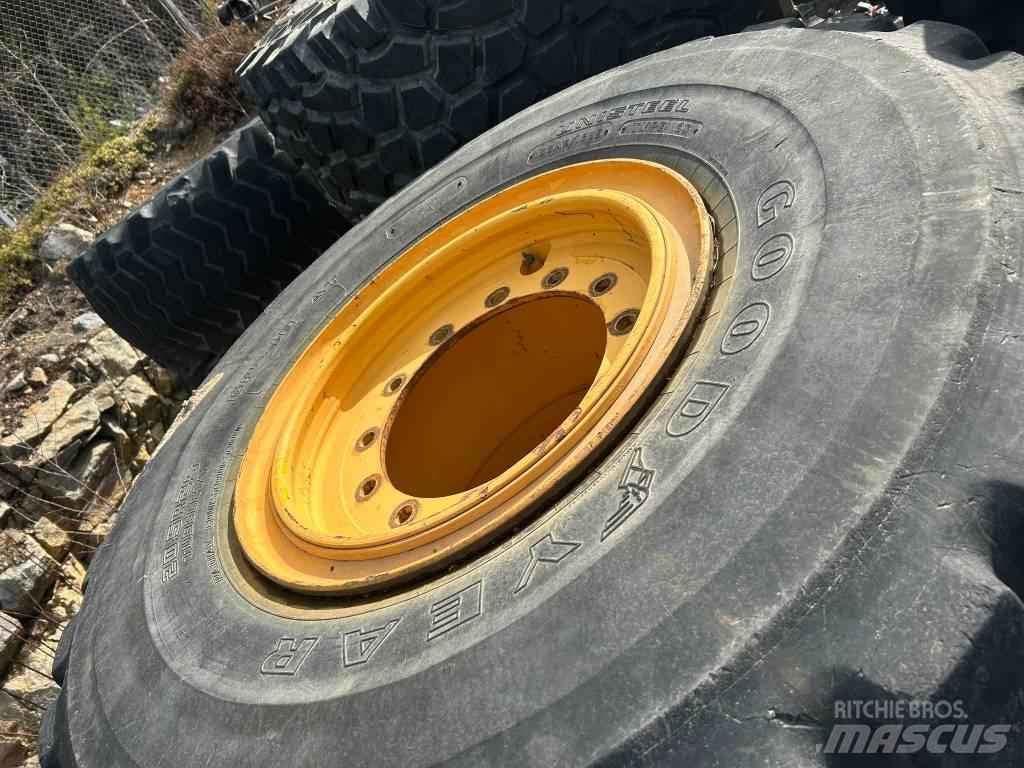 Goodyear 20,5R25 GP4 Pale gommate