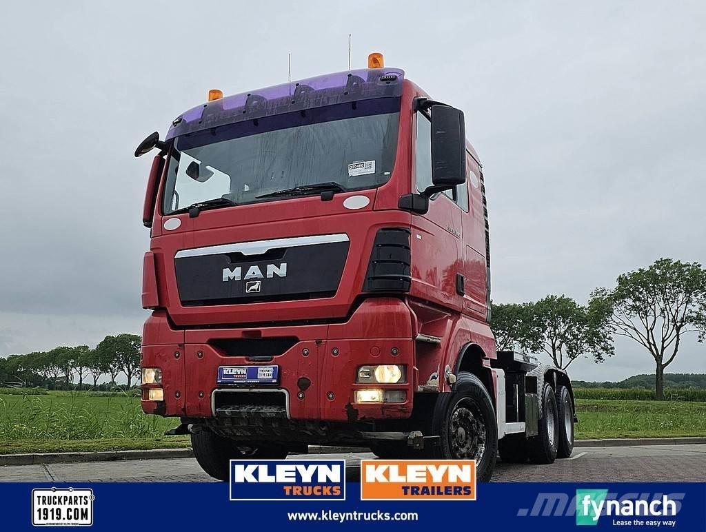 MAN 33.400 TGS 6X4 Camion con gancio di sollevamento