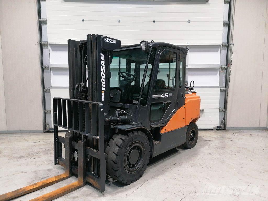 Doosan G45SC-7 Carrelli elevatori GPL