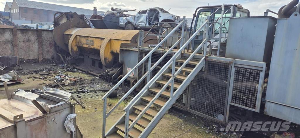 Lefort 850 Costruzioni - Altro