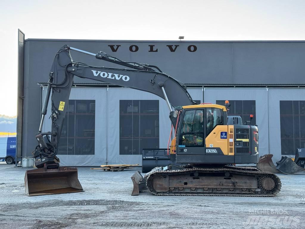 Volvo ECR 235 EL Escavatori cingolati