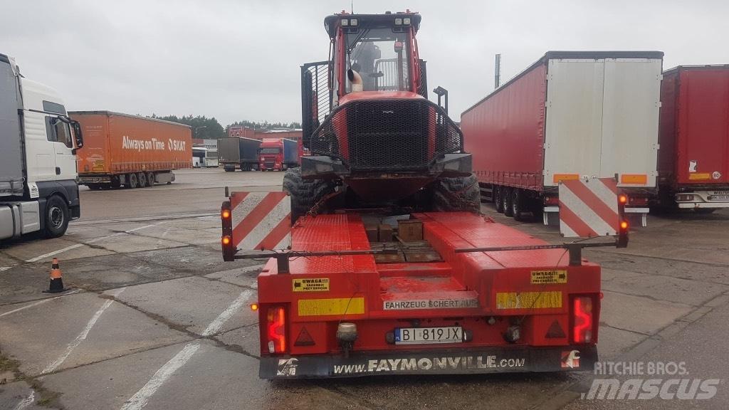 Komatsu 875 Forwarder