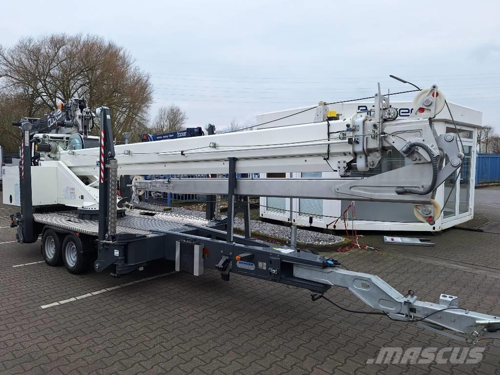 Böcker AHK 30 KS Altre gru