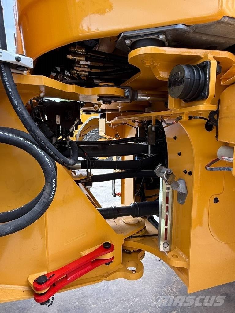 Volvo L 110 H Pale gommate