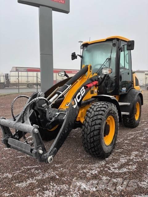 JCB 409 Pale gommate