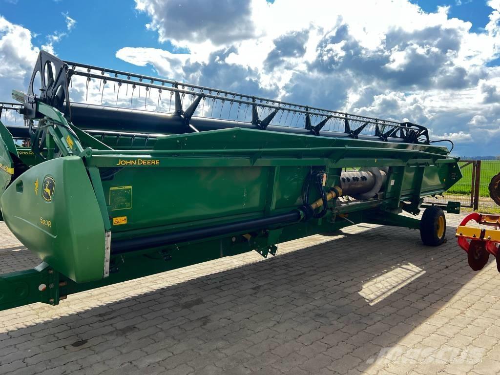 John Deere 630 R Testate per mietitrebbie