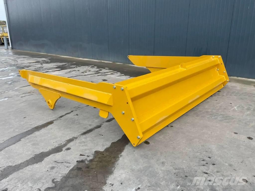 Volvo A25G Portelloni posteriori