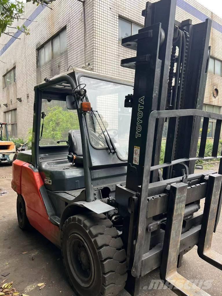 Toyota 8FD50N Carrelli elevatori elettrici