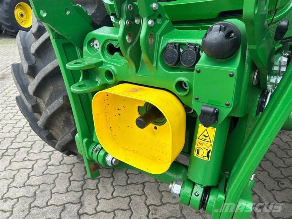 John Deere 6R 155 Trattori