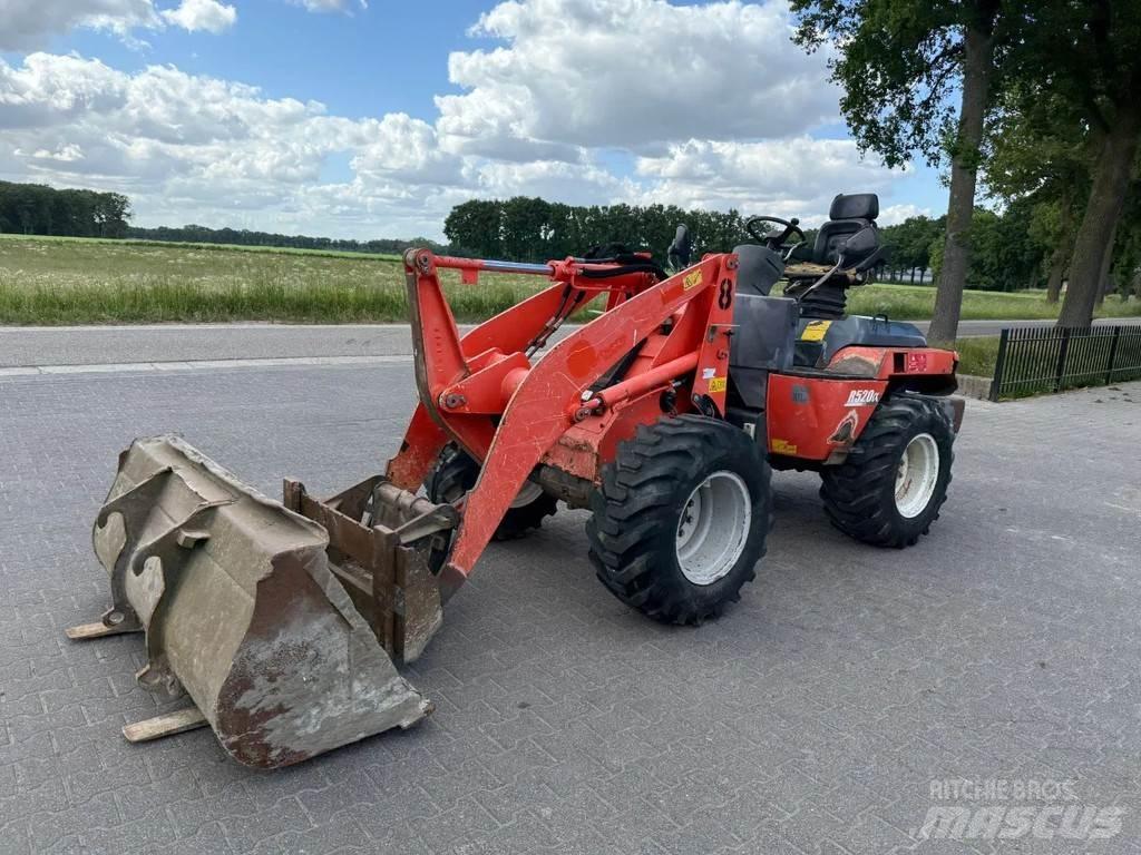 Kubota R520NH Pale gommate