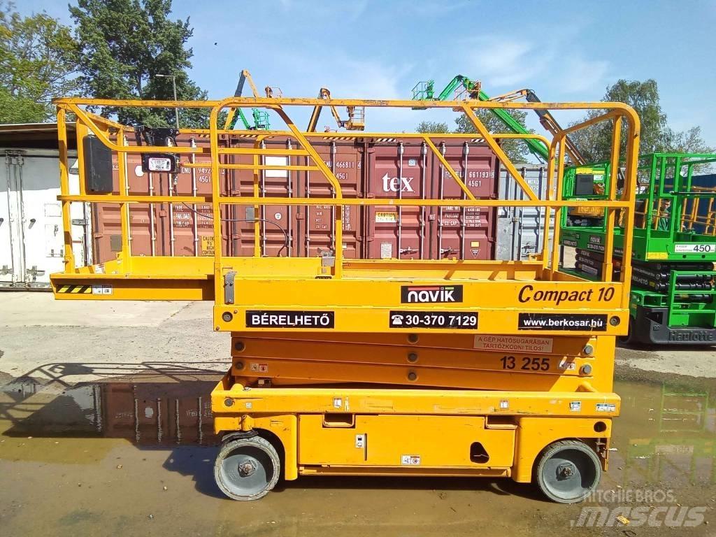 Haulotte Compact 10 Piattaforme a pantografo
