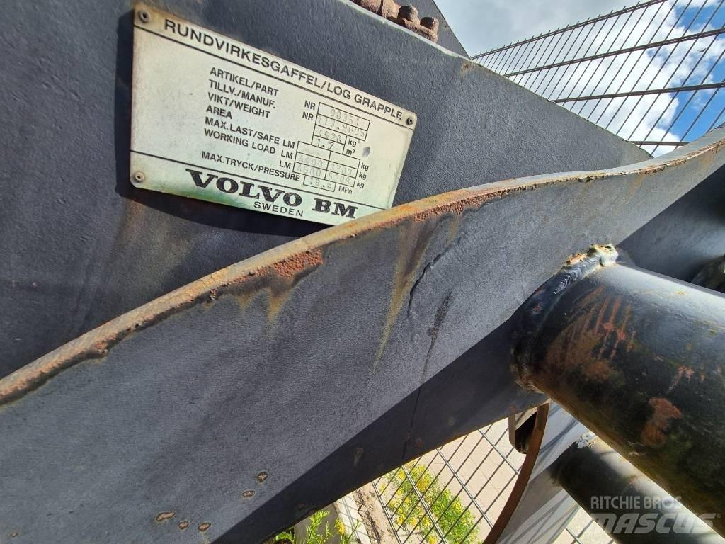 Volvo BM Holzgreifer Movimentazione rifiuti