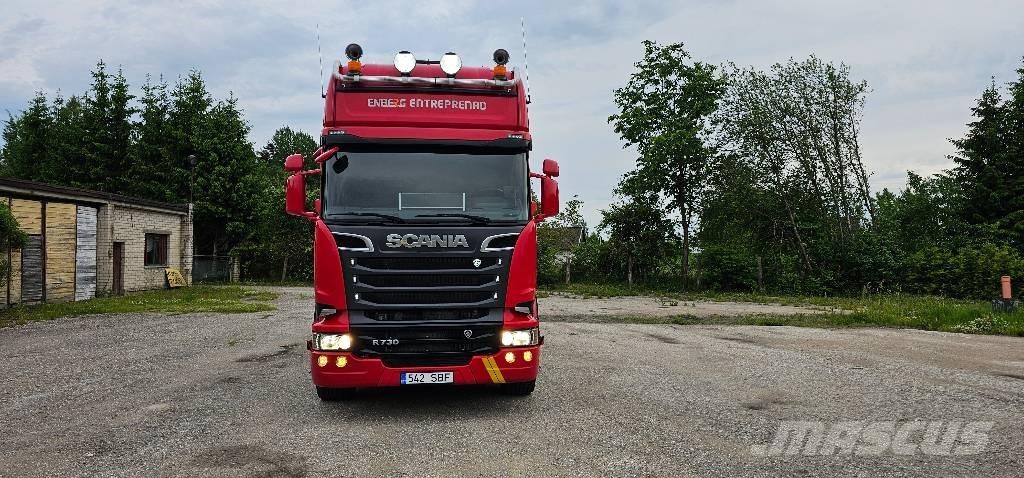 Scania R 730 Camion con gancio di sollevamento