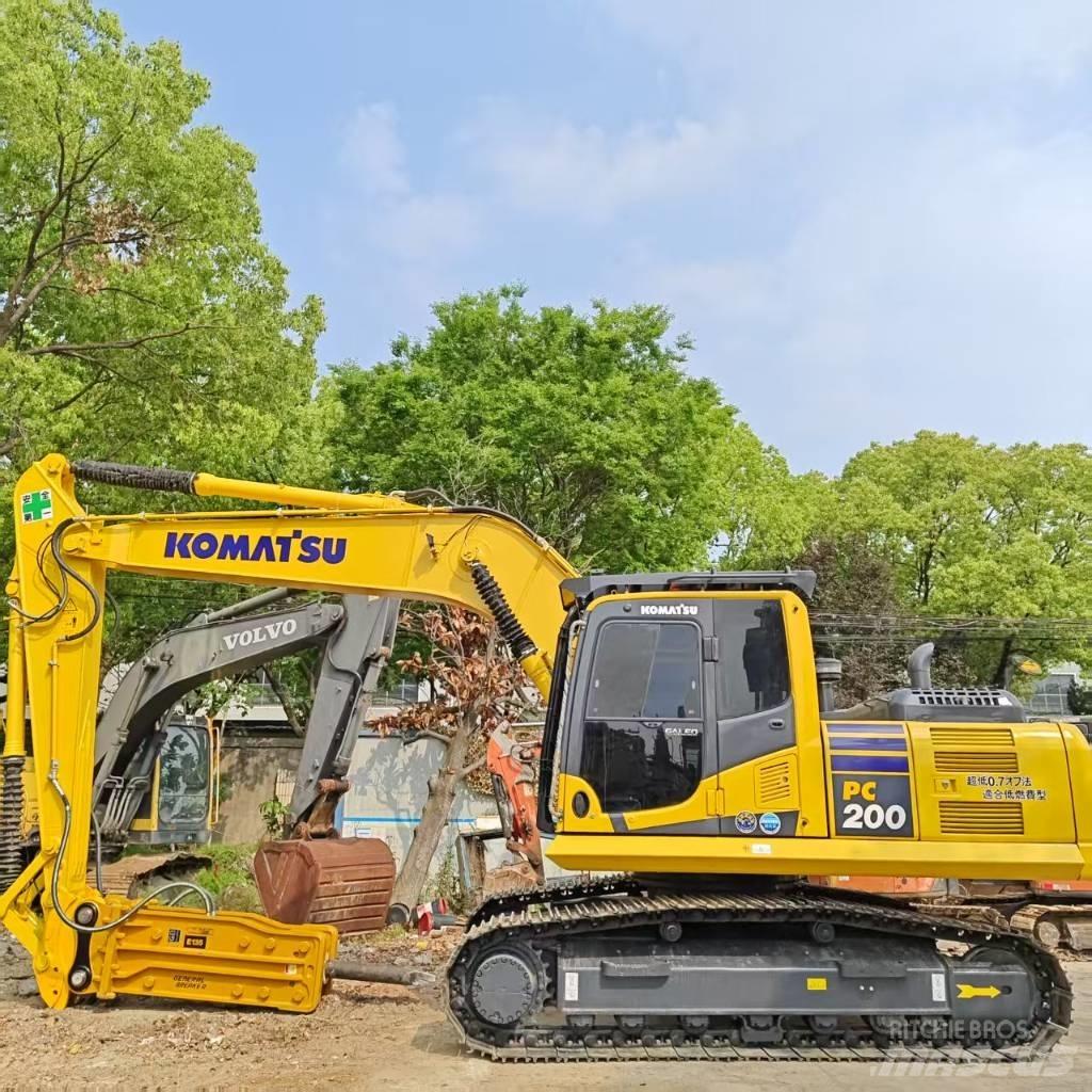 Komatsu PC 200-8 Escavatori cingolati