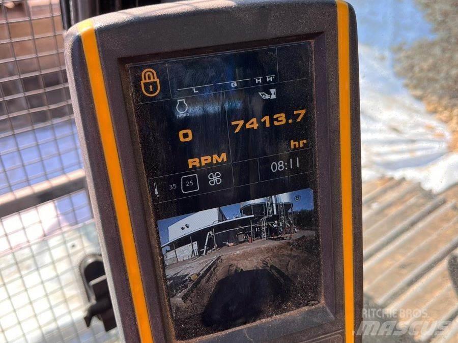 JCB JS130LC Escavatori cingolati