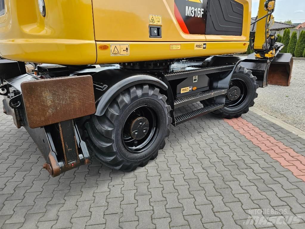 CAT M 316 F Escavatori gommati