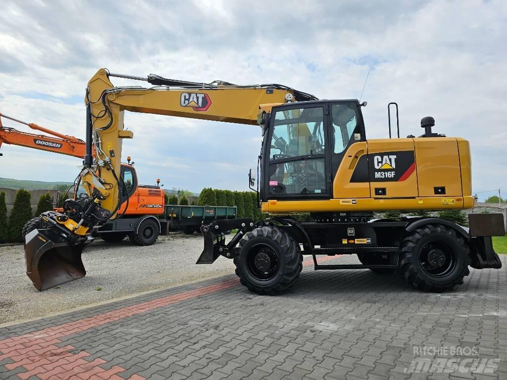 CAT M 316 F Escavatori gommati