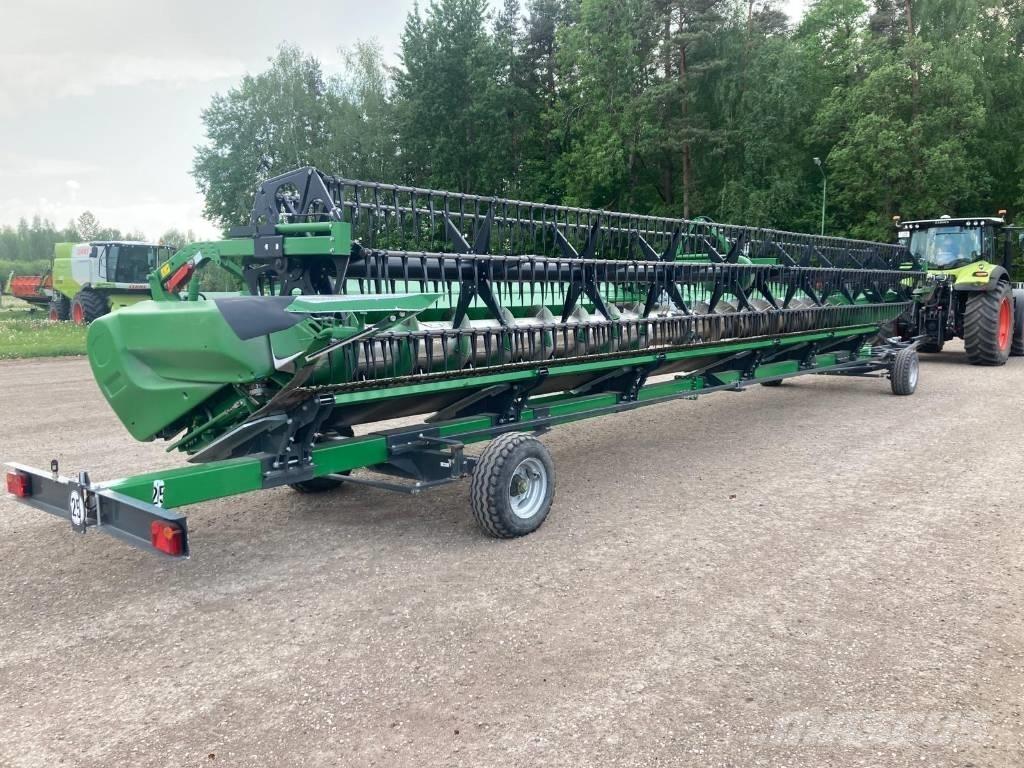 John Deere 640 X Mietitrebbiatrici