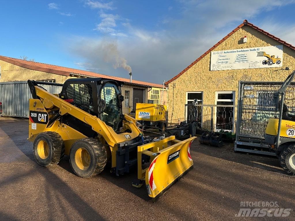 CAT 262 D Mini Pale Gommate