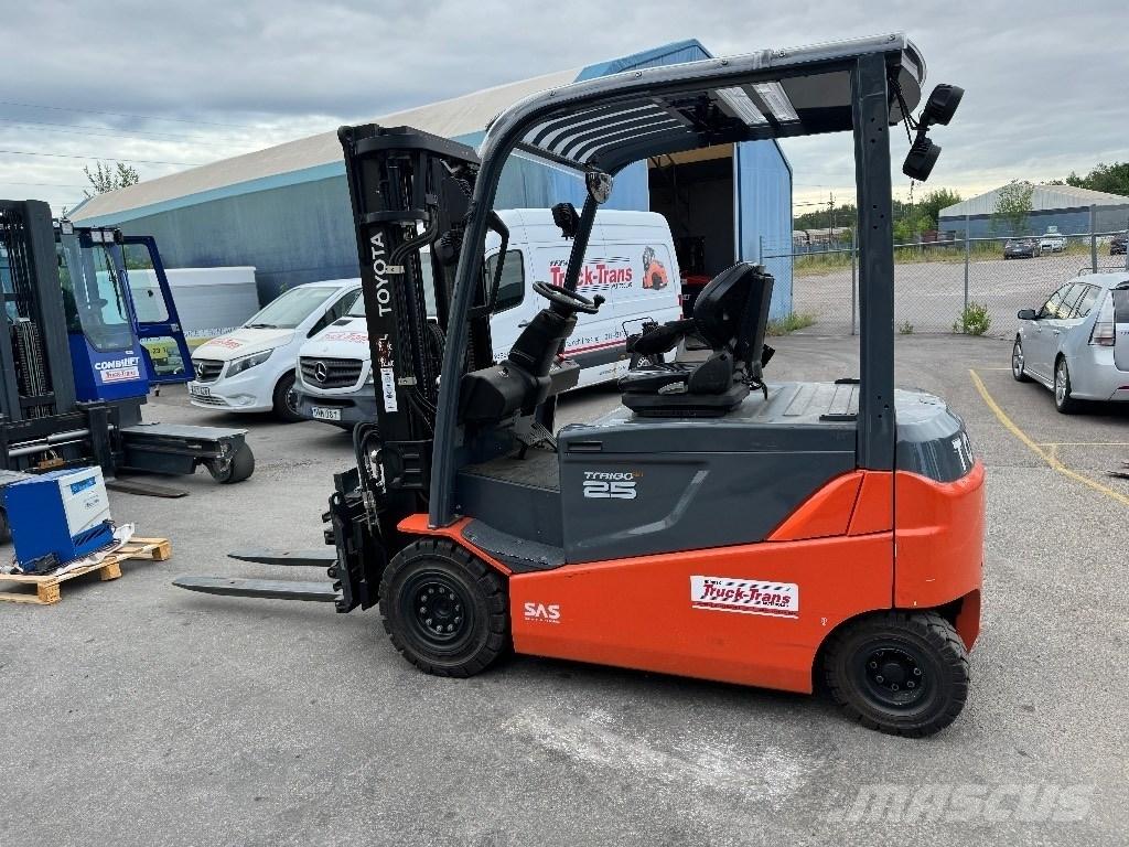 Toyota 8FBMT25 Carrelli elevatori elettrici