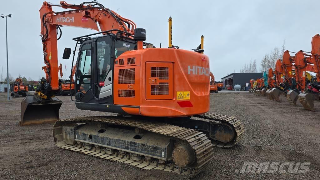 Hitachi ZX 225USLC-6 Escavatori cingolati