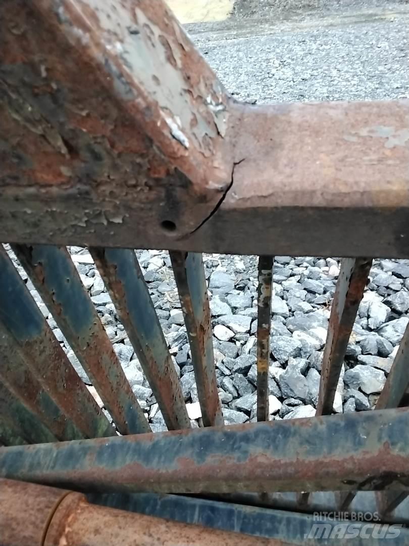 Valmet 860 Altri componenti