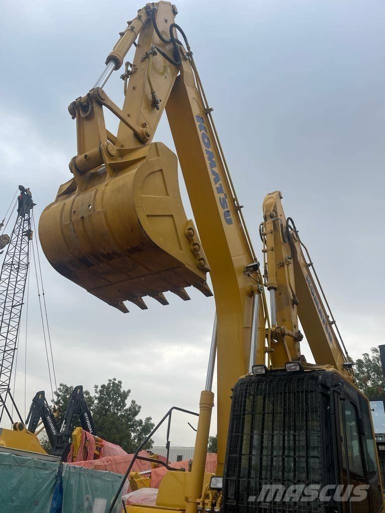 Komatsu PC210-10MO Escavatori cingolati