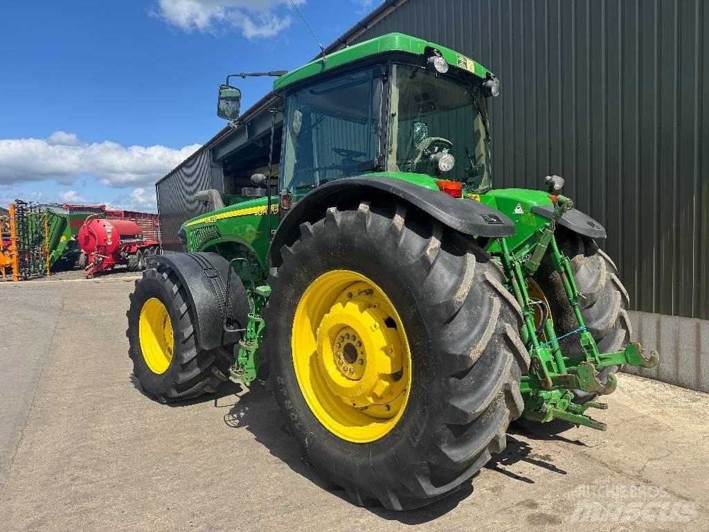 John Deere 8420 Trattori