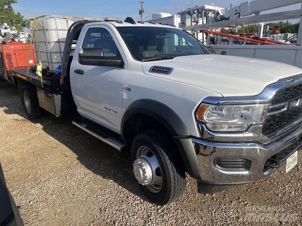 RAM 5500 Camion con sponde ribaltabili