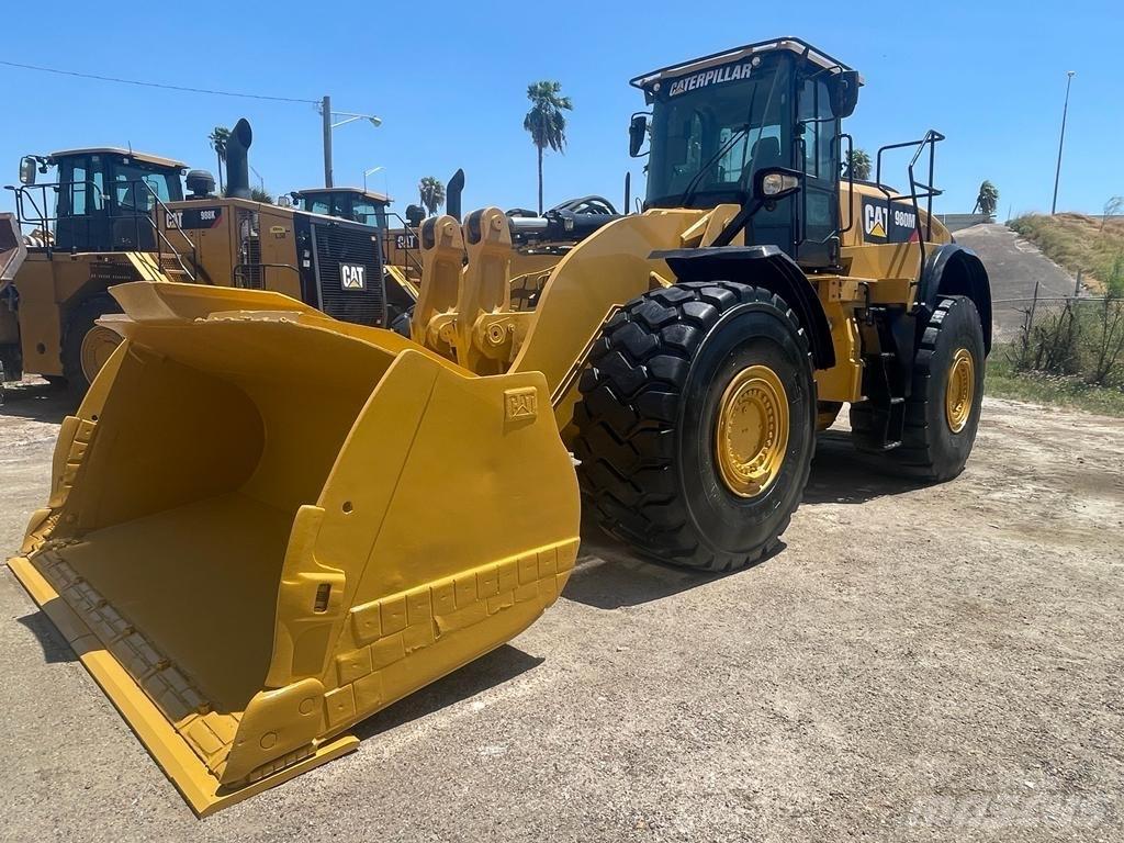 CAT 980M Pale gommate