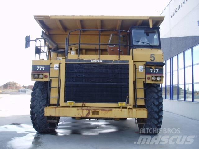 CAT 777 Dumper a telaio rigido