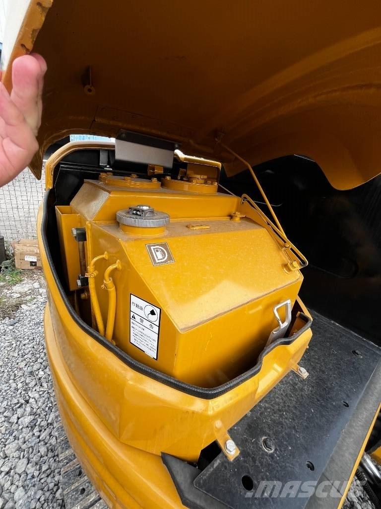 CAT 304 CR Miniescavatori