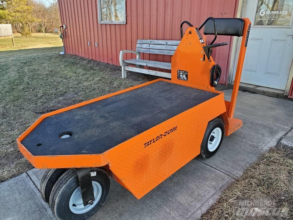 Taylor-Dunn SC100 Motrice