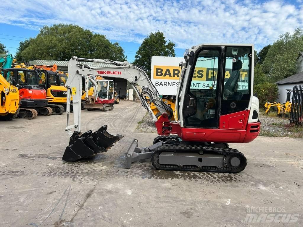 Takeuchi TB 230 Miniescavatori