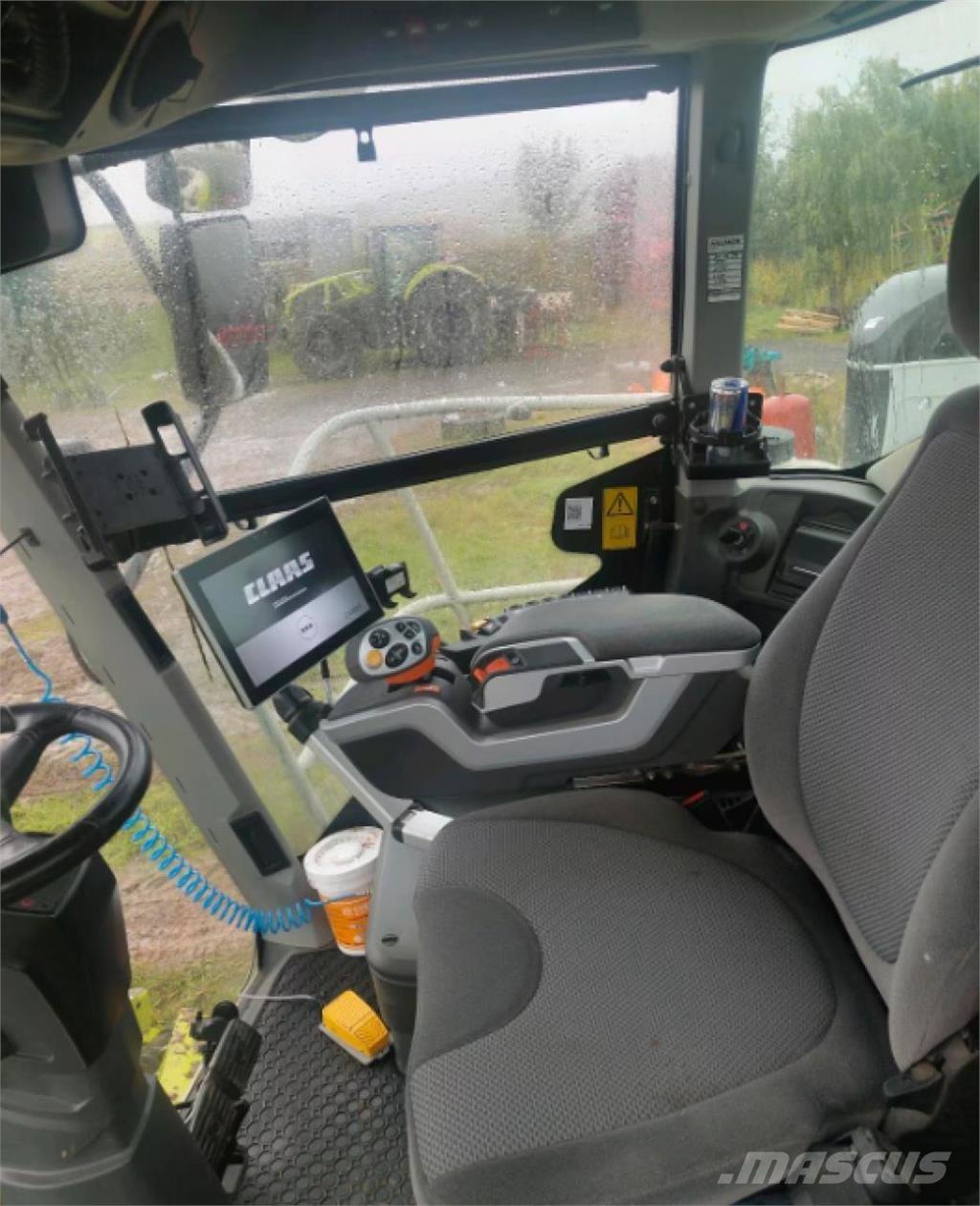 CLAAS Jaguar 970 Trince semoventi