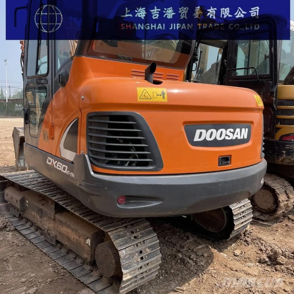 Doosan DX 60 Escavatori cingolati