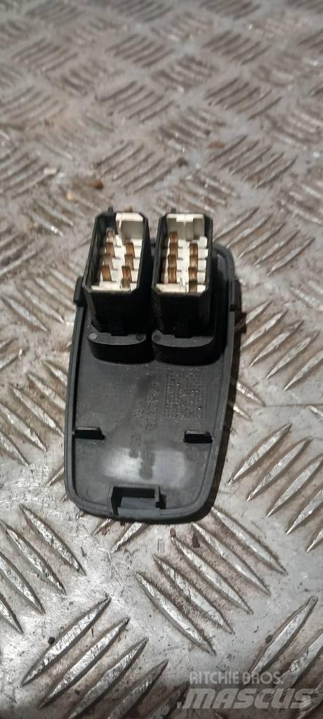 Scania R 440    1469149 Cabine e interni