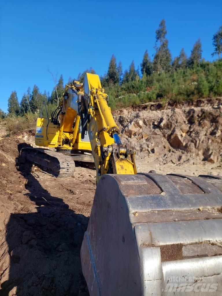 Komatsu PC 228 LC-3 Escavatori cingolati