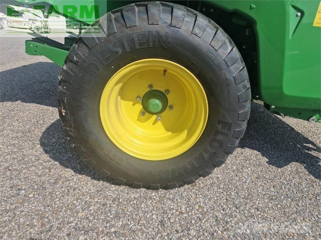 John Deere V461M Presse quadre