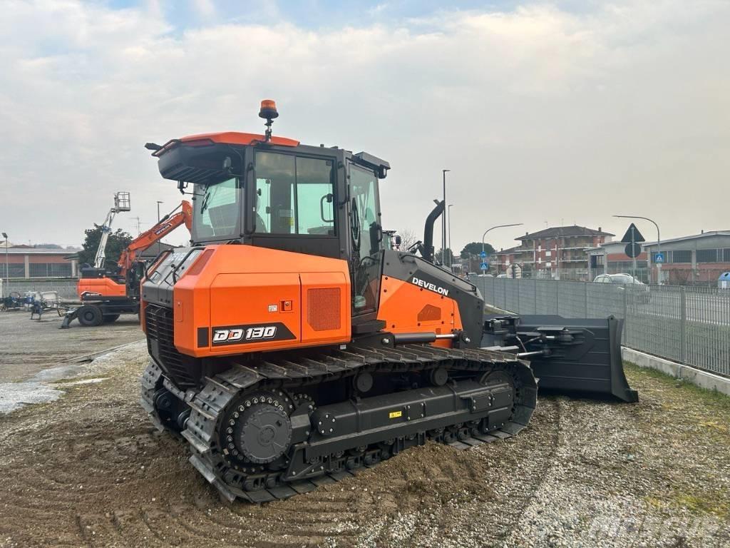 Develon DD 130 Dozer cingolati