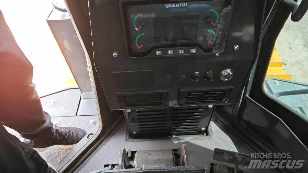 Shantui SD 22 Dozer cingolati