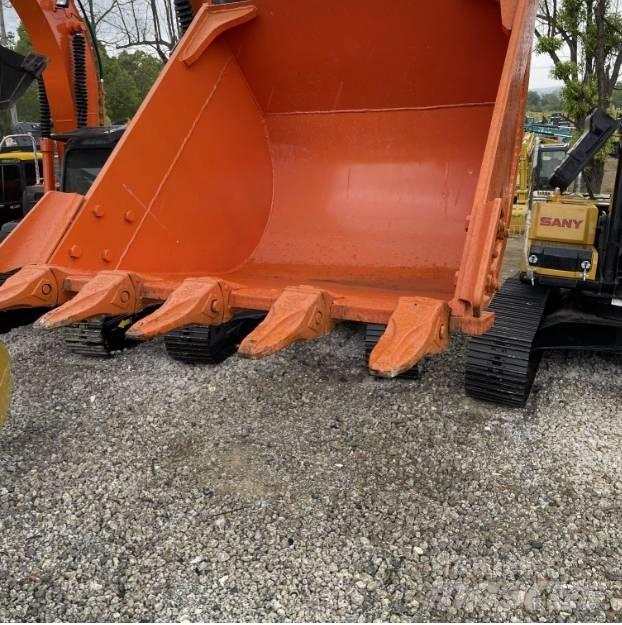 Hitachi ZX200 Escavatori cingolati