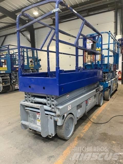Haulotte Compact 8 Piattaforme a pantografo