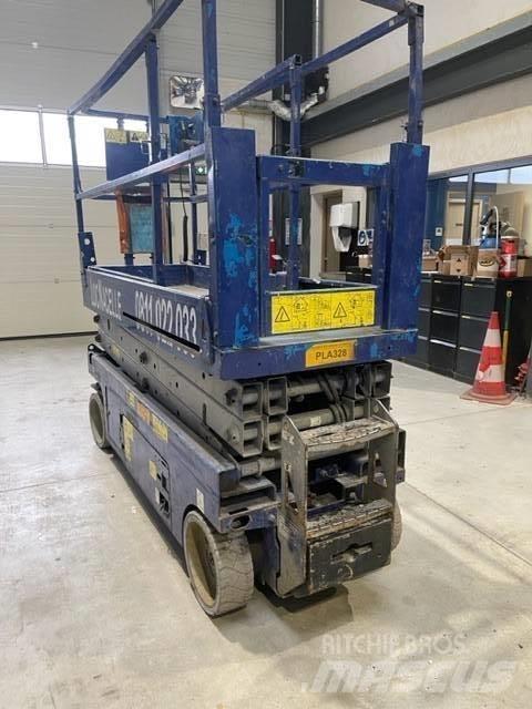 Haulotte Compact 8 Piattaforme a pantografo