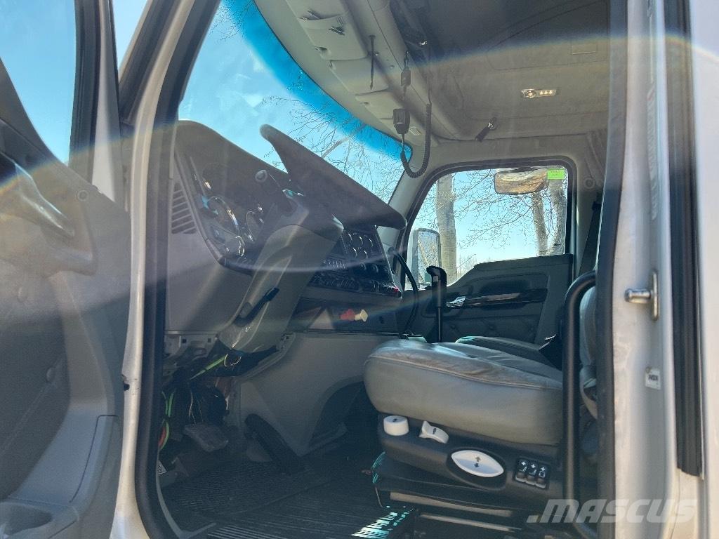 Kenworth T680 Motrici e Trattori Stradali