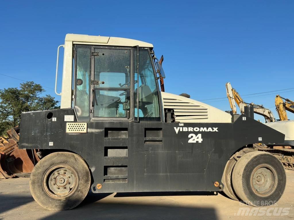 Vibromax W2400 Rulli gommati