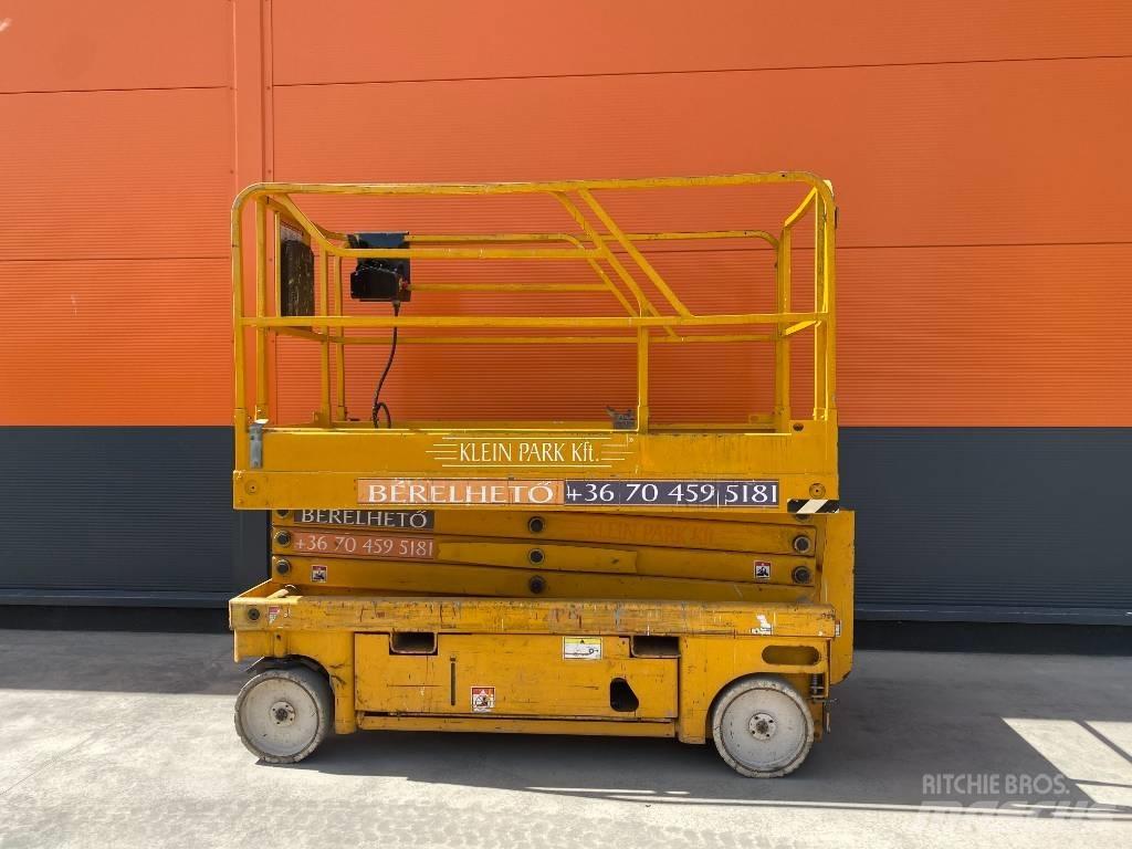 Haulotte Compact 10 Piattaforme a pantografo